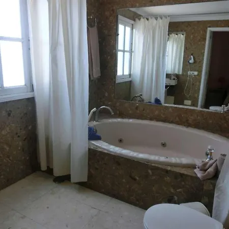 Puerto Del Carmen Sleeps 5 Pool Wifi Daire